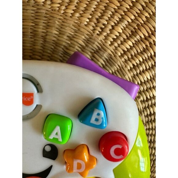 Fisher-Price Laugh & Learn Game & Learn Controller - Picture 7 of 9